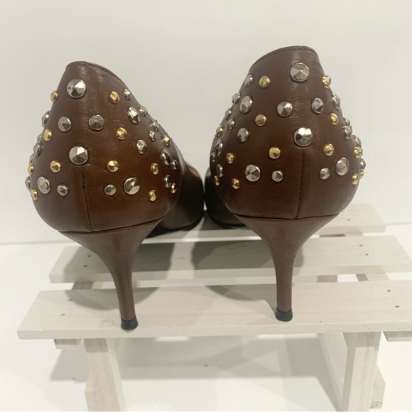 MCM Pumps - Picture 3 of 11